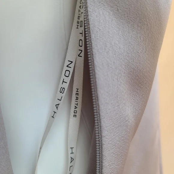 HALSTON HERITAGE Column Floor Length Gown 12 Champagne Draped Formal Prom Bridal - Picture 14 of 16